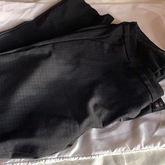 KUT from the kloth sz 16 🎃HP🎃 black/black houndstooth pants EUC - Picture 7 of 10